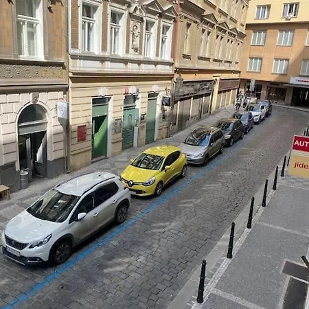 Old Town Benediktska 6 شقة