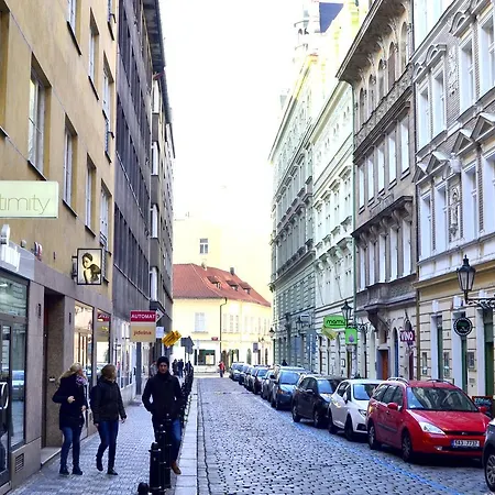 Old Town Benediktska 6 Daire *